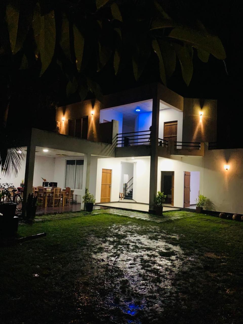 Cassia Udawalawe Hotel Bagian luar foto
