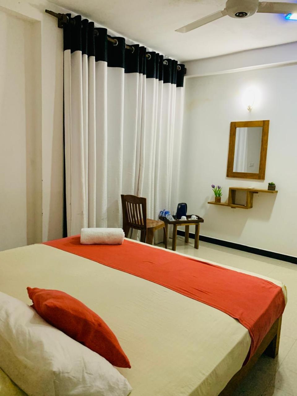 Cassia Udawalawe Hotel Ruang foto