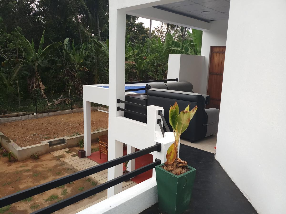 Cassia Udawalawe Hotel Bagian luar foto