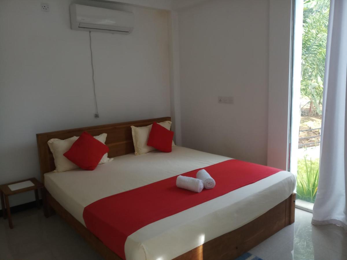 Cassia Udawalawe Hotel Bagian luar foto
